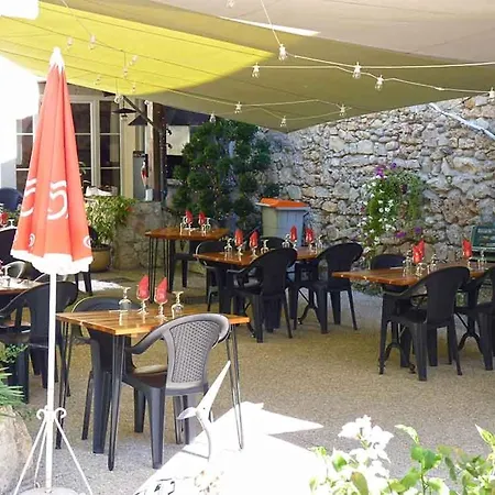 Restaurant Des Voyageurs Nant