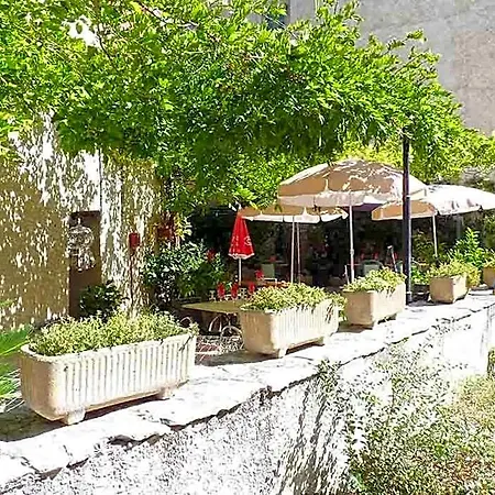 Restaurant Des Voyageurs Nant